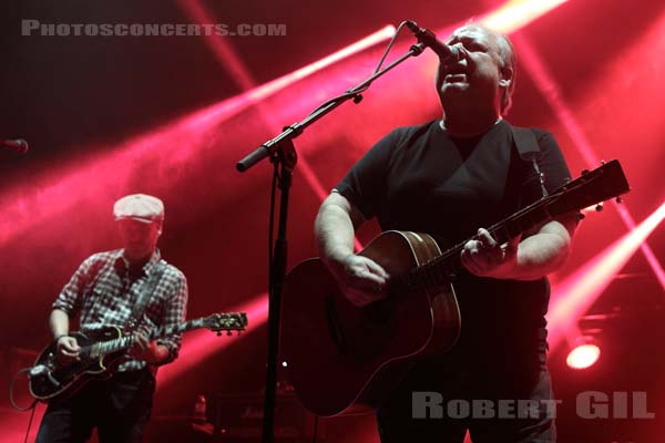 PIXIES - 2019-10-19 - PARIS - Olympia - Joey Santiago - Charles Michael Kittridge Thompson